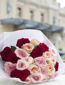 Un bouquet de fleurs Narmino