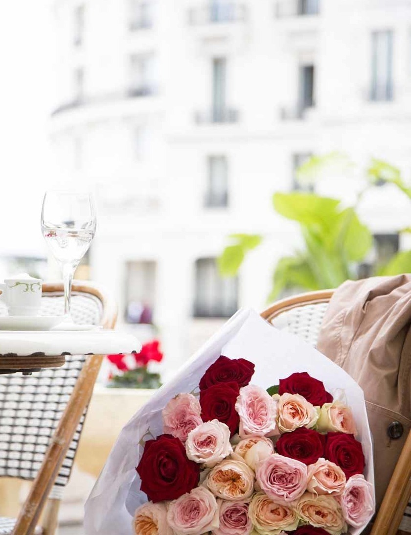 A bouquet at a table at the Café de Paris, Place du Casino de Monte-Carlo