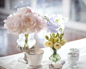 Décoration florale douce pour un mariage