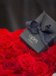Pour allier cadeau et bouquet de fleurs