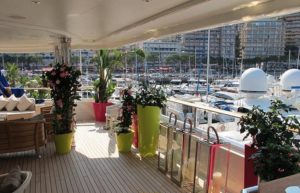 Narmino fleurs fleurit votre yachts et bateaux