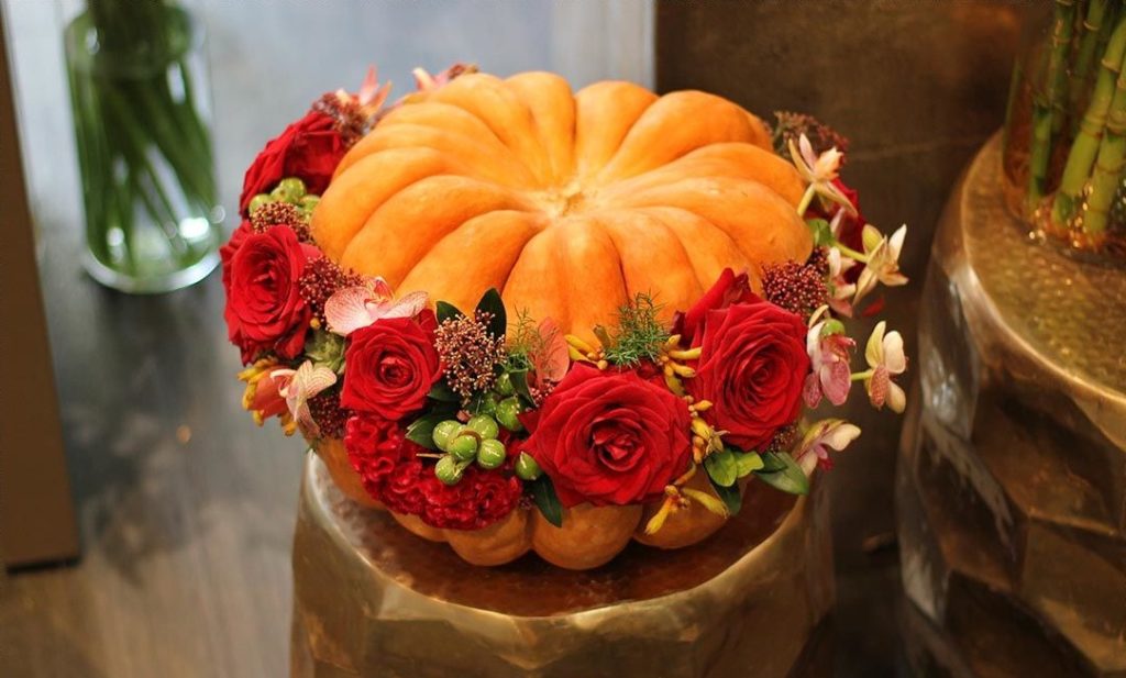 A florist creation around the theme of Halloween
