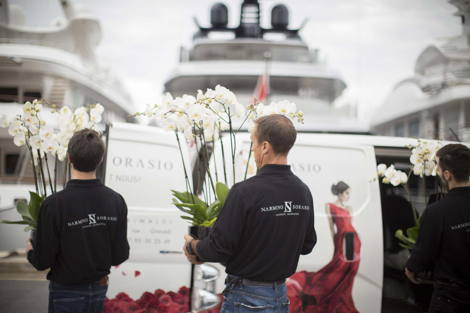 Flowers delivery to Monaco