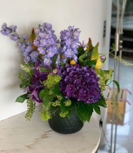 Un délicat bouquet aux tons bleus