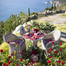 A romantic table for Valentine's Day