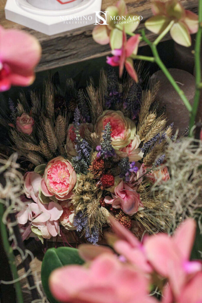 Dried flowers bouquets