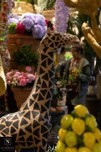 Une de nos girafes avec motif peint