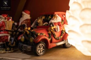 Père Noël décoratif en résine
