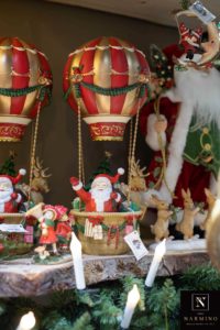 La boutique Narmino au 33 bd Princesse Charlotte décorée pour Noël