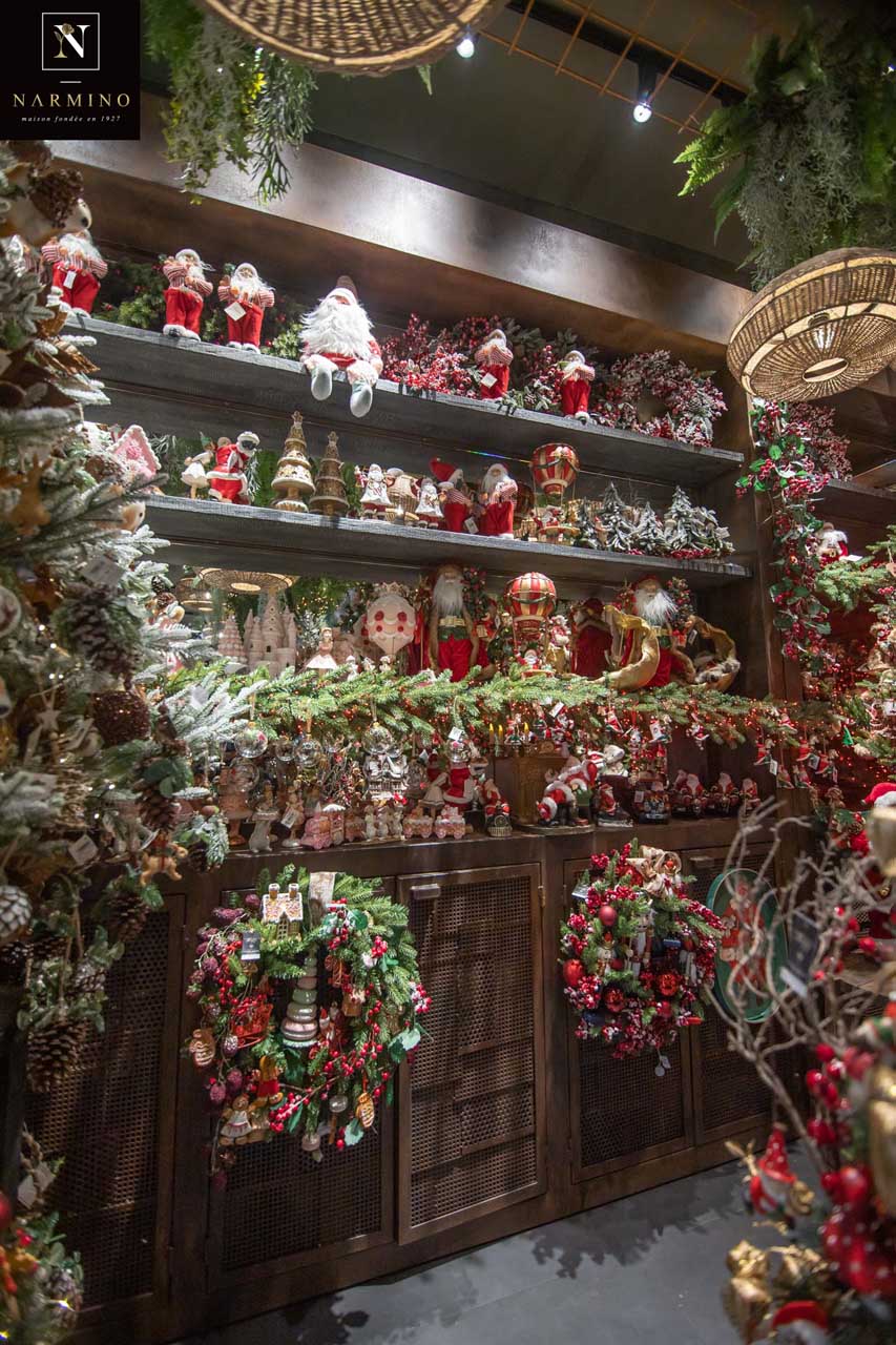 Sapins de Noël et objets décoratifs pour les fêtes à Monaco