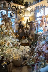 Peluches et objets de décoration