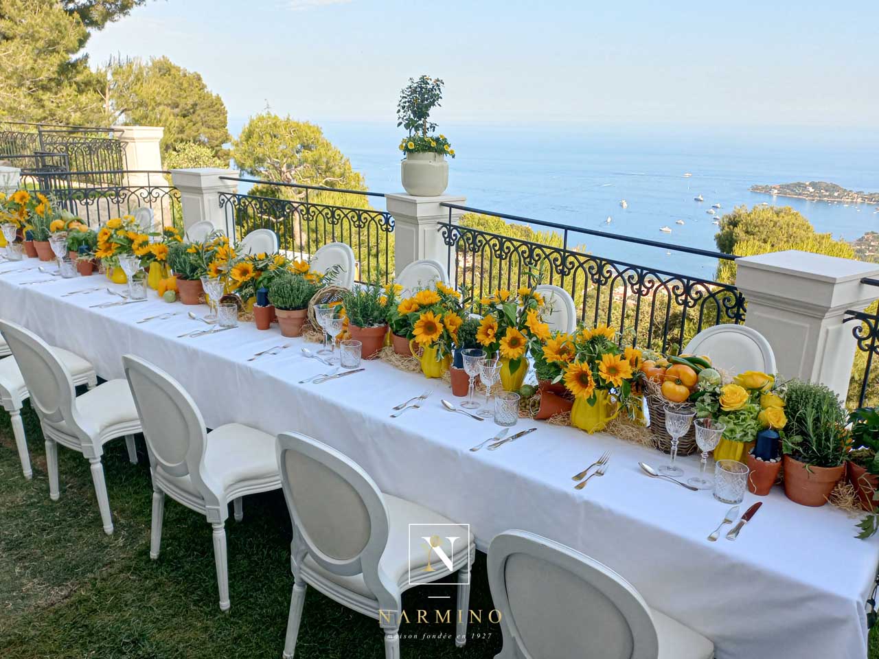 Floral decoration of a terrace