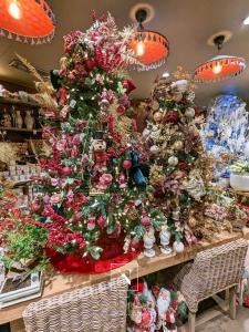 Vue de la boutique Narmino, fleuriste et décorateur à Monaco Monte-Carlo