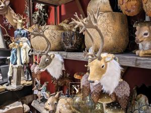Narmino, fleuriste et décorateur, vous propose une large gamme de décorations pour les fêtes de Noël