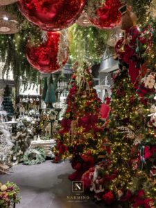 L'intérieur de notre boutique de la rue Grimaldi à l'occasion des fêtes de Noël et des fins d'années.